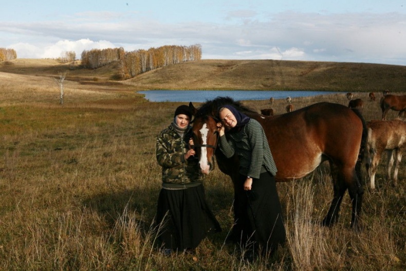 Иллюстрация к книге — Исповедь бывшей послушницы [i_021.jpg]