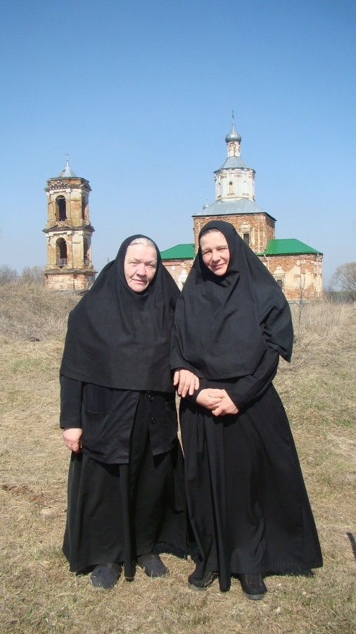 Иллюстрация к книге — Исповедь бывшей послушницы [i_047.jpg]