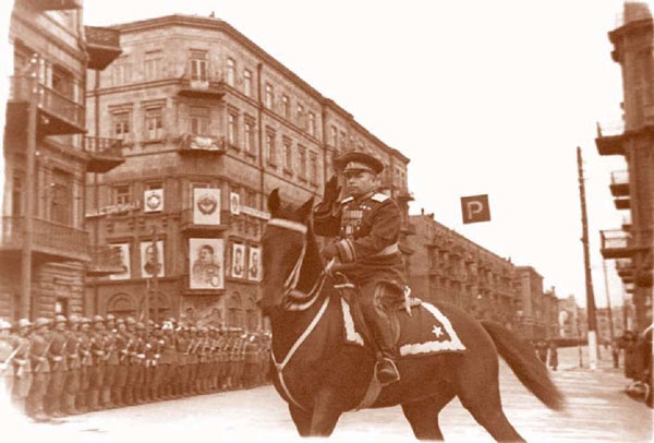 Иллюстрация к книге — Внутренние войска. История в лицах [i_092.jpg]