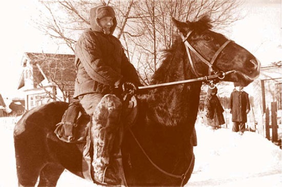 Иллюстрация к книге — Внутренние войска. История в лицах [i_114.jpg]