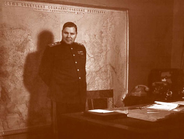 Иллюстрация к книге — Внутренние войска. История в лицах [i_144.jpg]