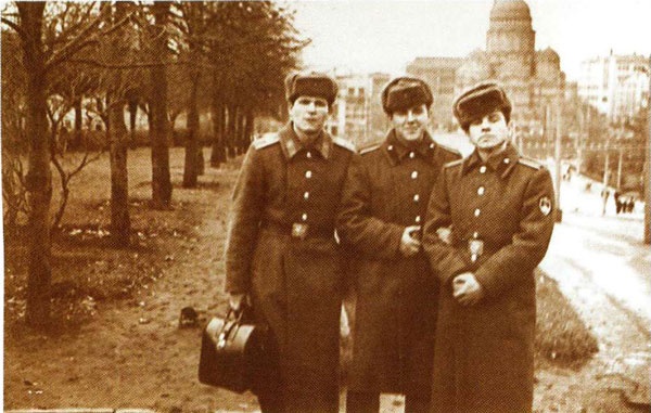 Иллюстрация к книге — Внутренние войска. История в лицах [i_223.jpg]