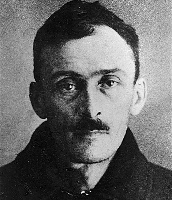 Иллюстрация к книге — Бывшие люди. Последние дни русской аристократии [i_045.jpg]