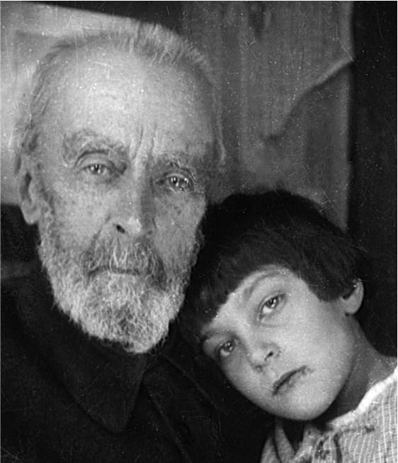 Иллюстрация к книге — Бывшие люди. Последние дни русской аристократии [i_048.jpg]