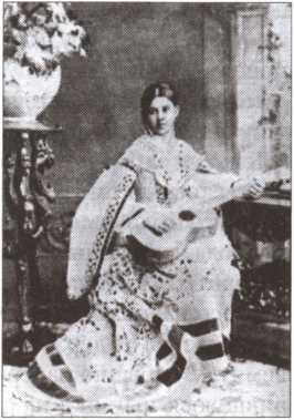 Иллюстрация к книге — Легенды московского застолья. Заметки о вкусной, не очень вкусной, здоровой и не совсем здоровой, но все равно удивительно интересной жизни [i_017.jpg]