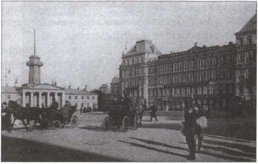 Иллюстрация к книге — Легенды московского застолья. Заметки о вкусной, не очень вкусной, здоровой и не совсем здоровой, но все равно удивительно интересной жизни [i_030.jpg]