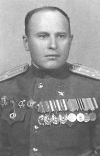 Иллюстрация к книге — Прикрой, атакую! В атаке - "Меч" [_23.jpg]