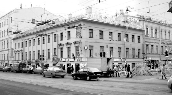 Иллюстрация к книге — Сенная площадь. Вчера, сегодня, завтра [i_050.jpg]