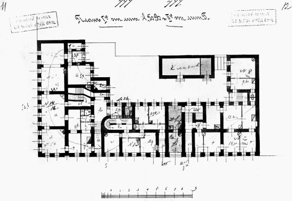 Иллюстрация к книге — Сенная площадь. Вчера, сегодня, завтра [i_052.jpg]