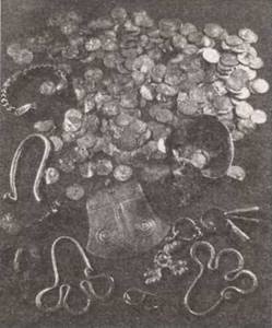 Иллюстрация к книге — По следам древних кладов. Мистика и реальность [i_024.jpg]