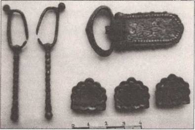 Иллюстрация к книге — По следам древних кладов. Мистика и реальность [i_054.jpg]