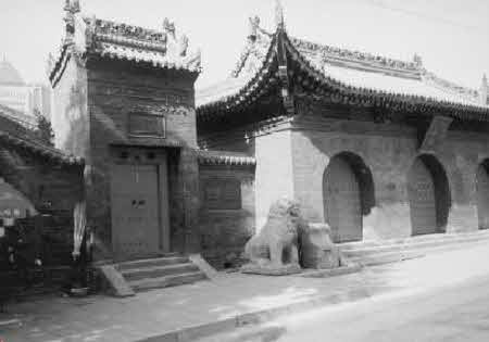 Иллюстрация к книге — Тайны великой пустыни. Миражи Такла-Макан [i_013.jpg]