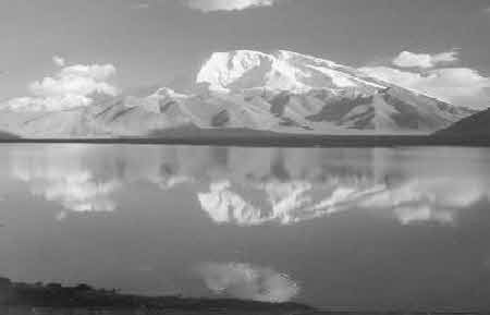 Иллюстрация к книге — Тайны великой пустыни. Миражи Такла-Макан [i_054.jpg]