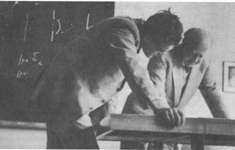 Иллюстрация к книге — Гейзенберг. Принцип неопределенности [pic_57.jpg]