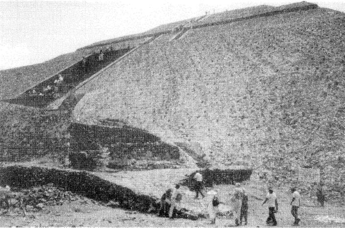 Иллюстрация к книге — Мистические и священные места мира [i_029.jpg]