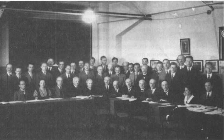 Иллюстрация к книге — Темная сторона материи. Дирак. Антивещество [img_49.jpg]