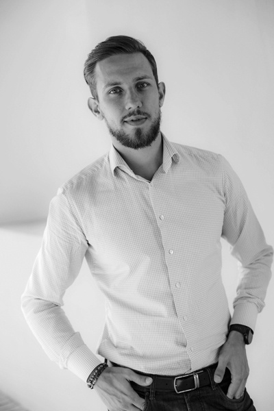 Иллюстрация к книге — Как сделать ребенка счастливым. Записки молодого папы [avtor.jpg]