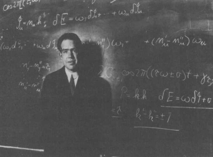 Иллюстрация к книге — Нильс Бор. Квантовая модель атома [img_5.jpg]