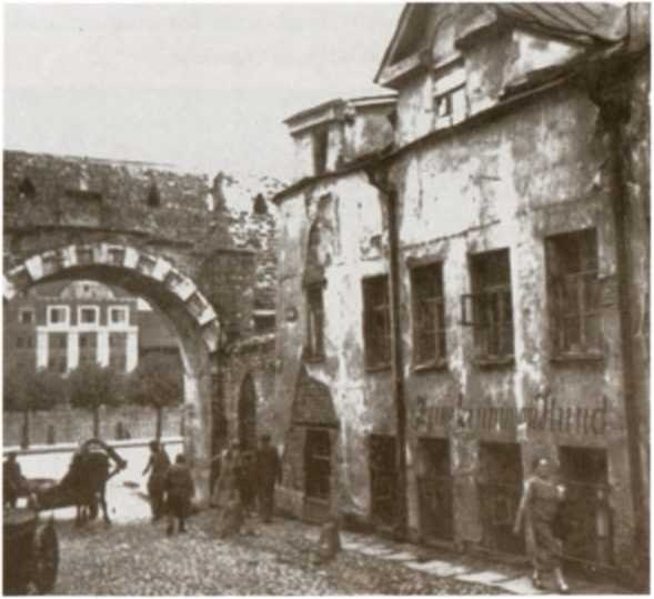 Иллюстрация к книге — Повседневная жизнь Москвы в Сталинскую эпоху 1920-1930-е годы [i_036.jpg]