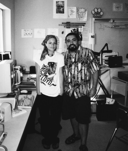 Иллюстрация к книге — #Girlboss. Как я создала миллионный бизнес, не имея денег, офиса и высшего образования [i_027.jpg]