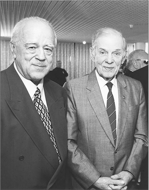 Иллюстрация к книге — Застолье в застой [i_008.jpg]