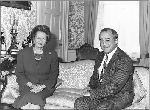 Иллюстрация к книге — Застолье в застой [i_044.jpg]