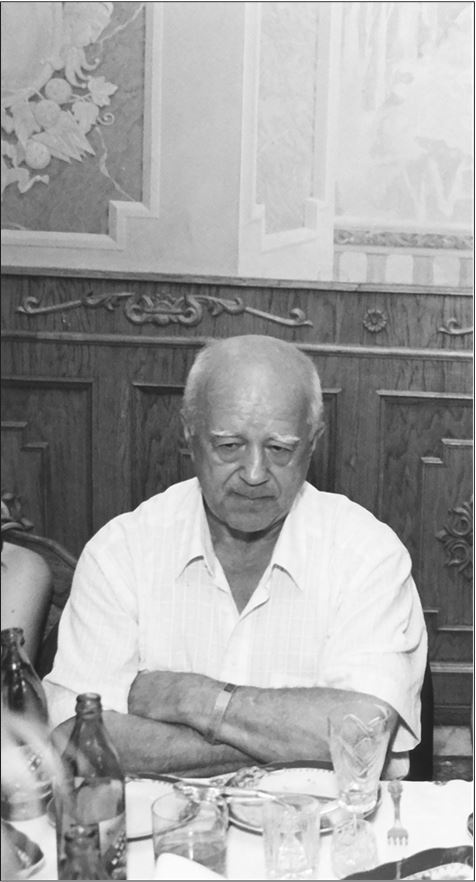 Иллюстрация к книге — Застолье в застой [i_049.jpg]