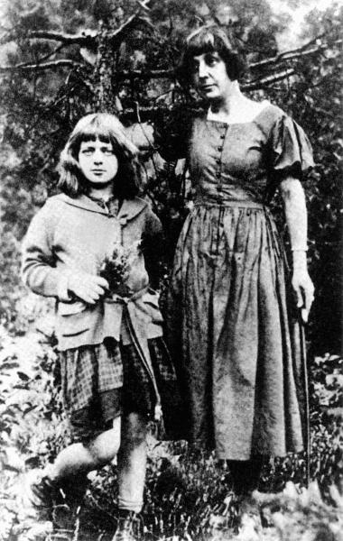 Иллюстрация к книге — Марина Цветаева [i_006.jpg]