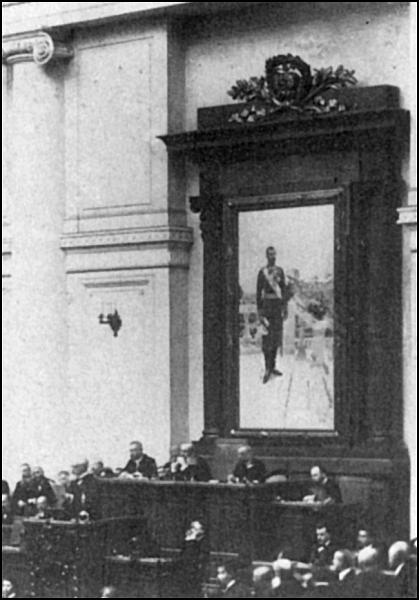 Иллюстрация к книге — Николай II [i_020.jpg]