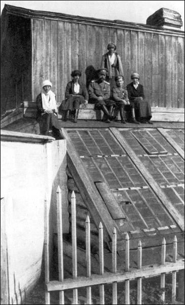 Иллюстрация к книге — Николай II [i_040.jpg]