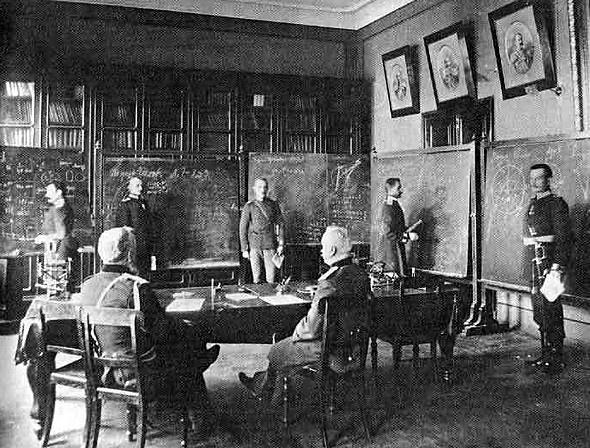 Иллюстрация к книге — Старая армия [i_017.jpg]