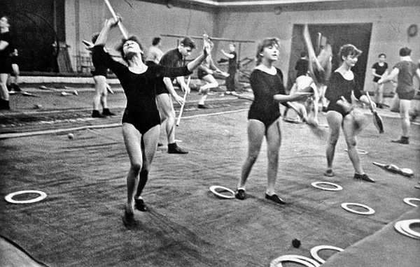 Иллюстрация к книге — Канатоходка. Автобиография [i_013.jpg]