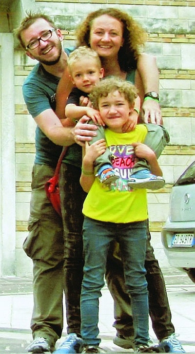 Иллюстрация к книге — Канатоходка. Автобиография [i_026.jpg]