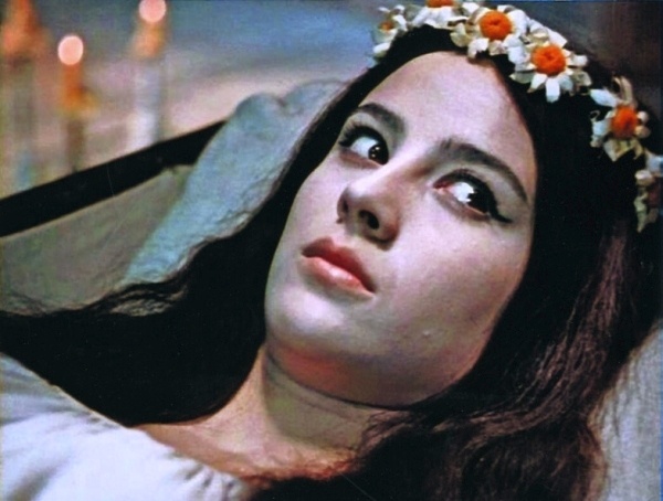 Иллюстрация к книге — Канатоходка. Автобиография [i_040.jpg]