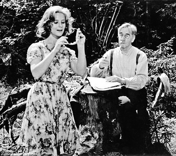 Иллюстрация к книге — Канатоходка. Автобиография [i_043.jpg]