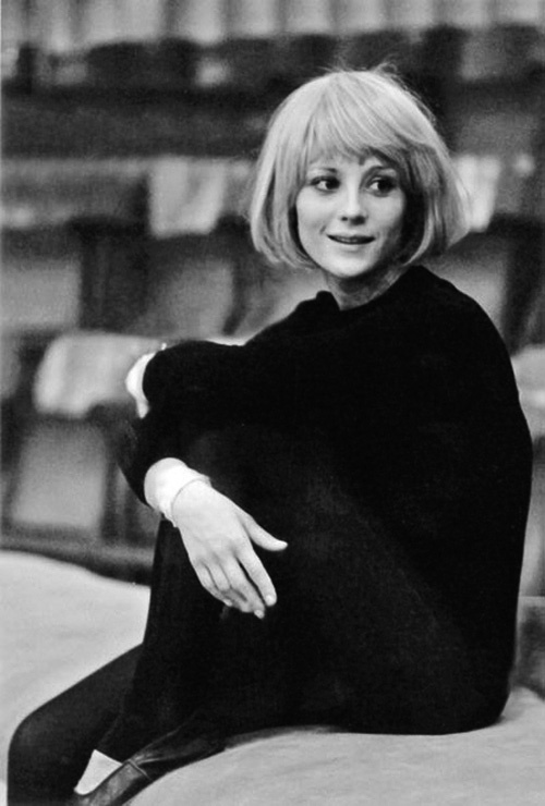 Иллюстрация к книге — Канатоходка. Автобиография [i_049.jpg]