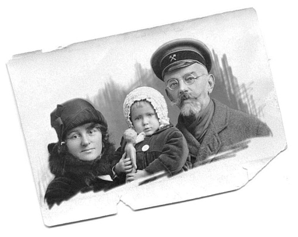 Иллюстрация к книге — Канатоходка. Автобиография [i_099.jpg]