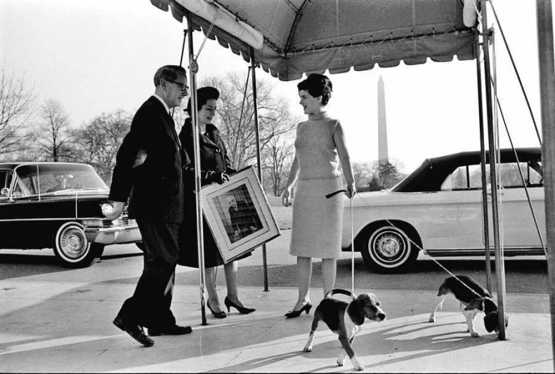 Иллюстрация к книге — Первая леди. Тайная жизнь жен президентов [i_009.jpg]