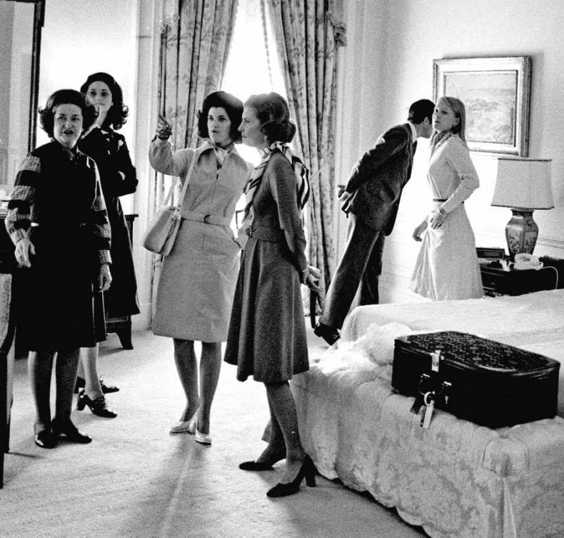 Иллюстрация к книге — Первая леди. Тайная жизнь жен президентов [i_017.jpg]