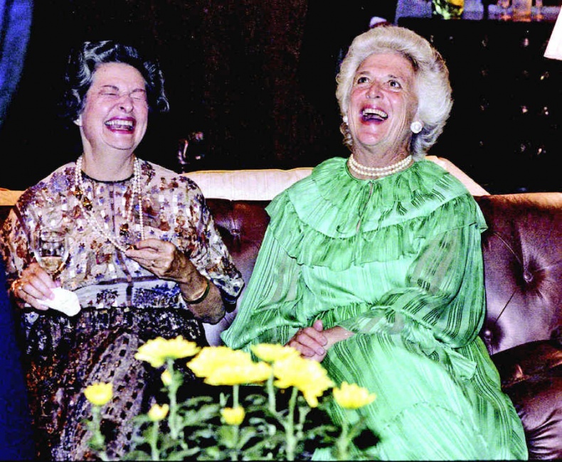 Иллюстрация к книге — Первая леди. Тайная жизнь жен президентов [i_021.jpg]