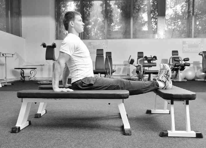 Иллюстрация к книге — Скорая помощь при острых болях. На все случаи жизни [i_035.jpg]