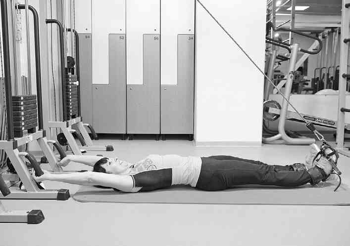 Иллюстрация к книге — Скорая помощь при острых болях. На все случаи жизни [i_042.jpg]