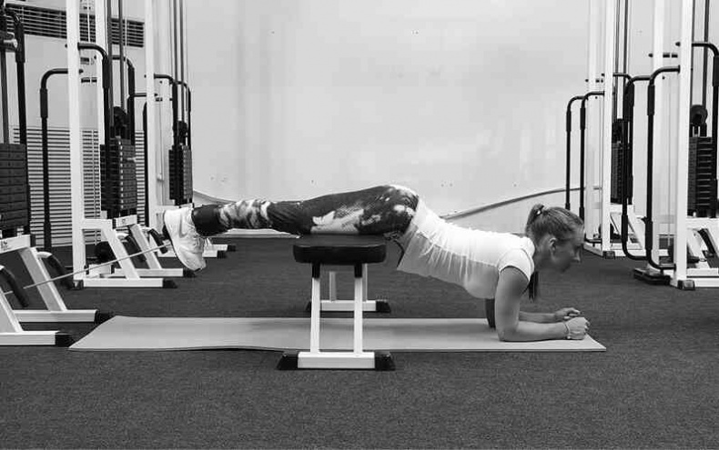 Иллюстрация к книге — Скорая помощь при острых болях. На все случаи жизни [i_055.jpg]