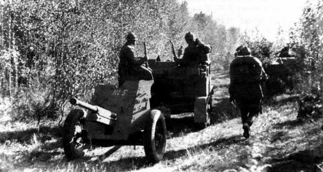 Иллюстрация к книге — Танкетка Т-27 и другие [img_64.jpg]