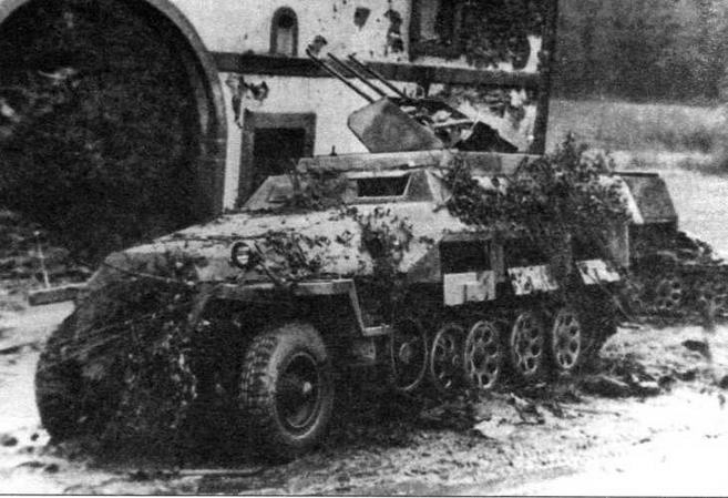 Иллюстрация к книге — Бронетранспортеры Вермахта [img_81.jpg]