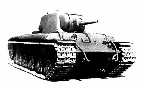 Иллюстрация к книге — Тяжёлый танк КВ. Часть 1 [i_005.jpg]