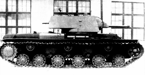 Иллюстрация к книге — Тяжёлый танк КВ. Часть 1 [i_020.jpg]