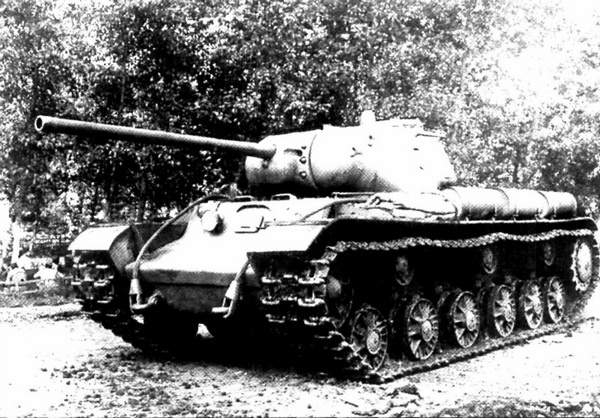 Иллюстрация к книге — Тяжёлый танк КВ. Часть 1 [i_043.jpg]