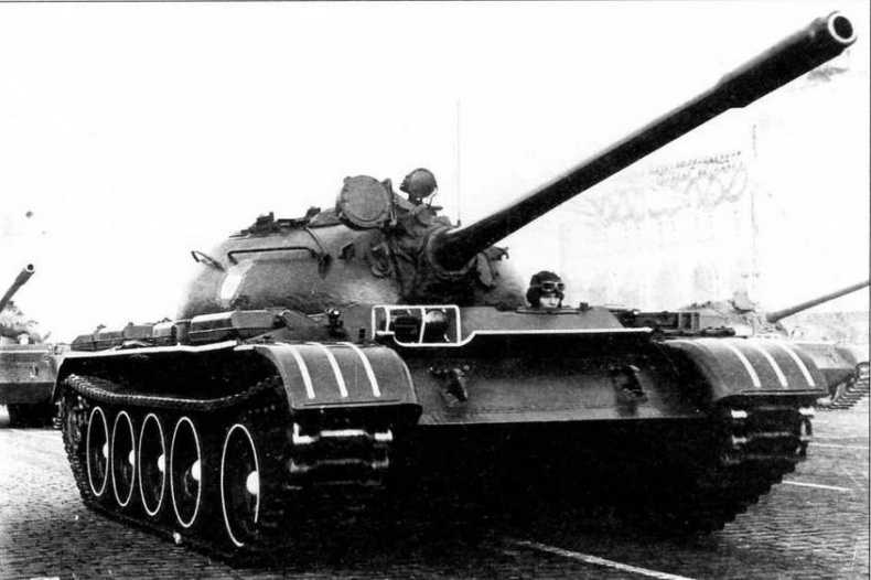 Иллюстрация к книге — Средний танк Т-54 [img_24.jpg]