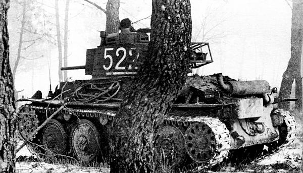 Иллюстрация к книге — Лёгкий танк Pz.38(t) [i_054.jpg]